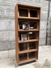 Oude bibliotheekkast 147424