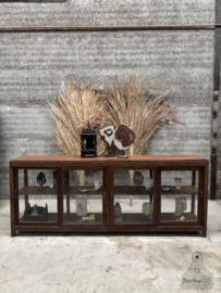 Tijdloos functionalisme winkeldressoir uit de jaren 20 30 147861