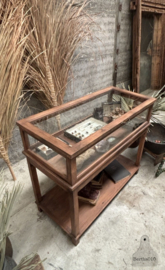 Oude houten museumvitrine 1930 1940 148113