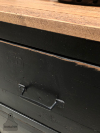 Industrieel dressoir keukeneiland (144139) verkocht