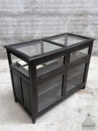 Antieke Houten Vitrine Glazen Toonbank uit de Jaren 1920 147