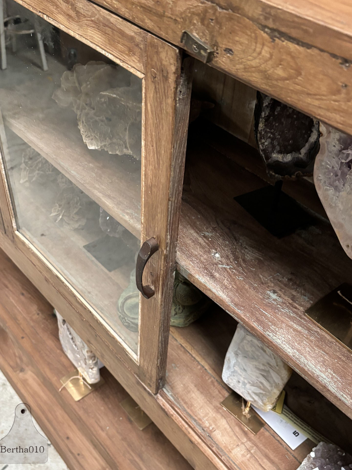 Wandkast uit de jaren 20, 30 functioneel erfgoed met karakter 147451