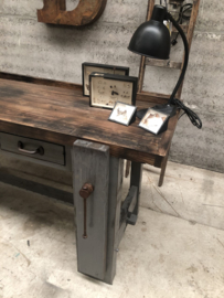 Werkbank met laden (145818) lengte 190 cm verkocht