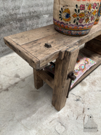 Franse oude werkbank met drie laden 147959