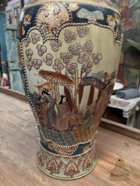 Monumentale Antieke Japanse Satsuma vloervaas, hoogte 61 cm 147977
