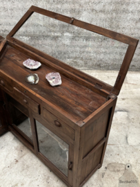 Authentieke houten vitrinekast winkeltoonbank erfstuk met ziel 147862