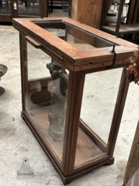 X Vitrine 148179