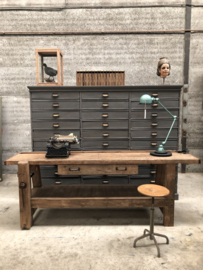 Oude lange werkbank 242 cm (146353) verkocht