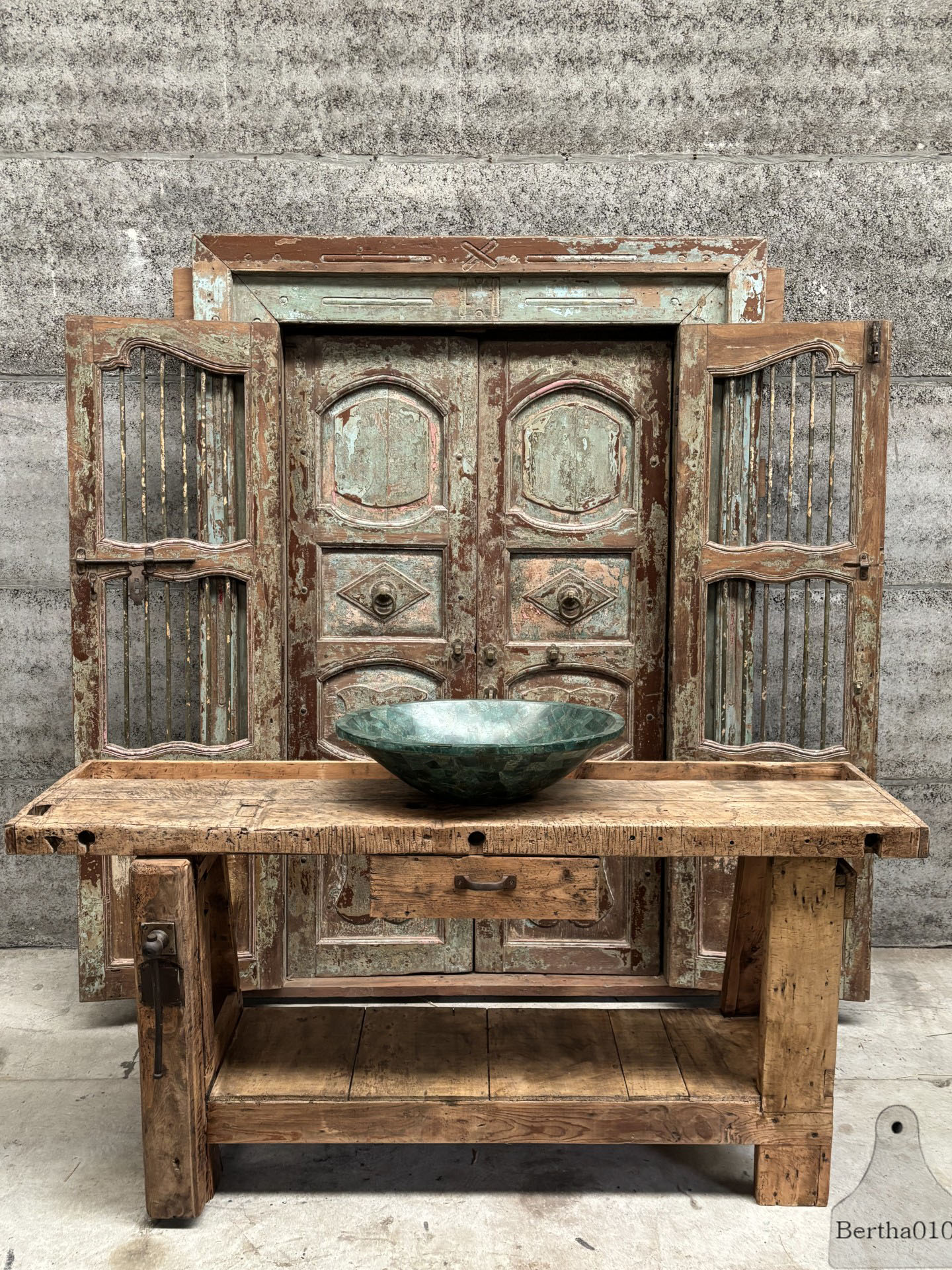 Oude eikenhouten werkbank  perfect voor elk interieur 147524