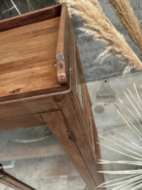Antiek Engels kastje met prachtige gebobbeld glas (146908) verkocht