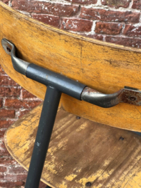In hoogte verstelbare Atelierstoel (143202) verkocht