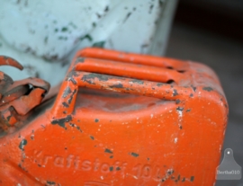 Oude jerrycan oranje (130825, 851) verkocht