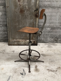 Zeldzaam mooie Friso Kramer stoel (145676) verkocht