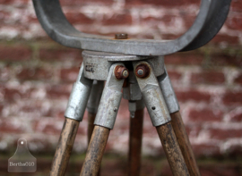 Fabriekslamp op statief (132662)..verkocht