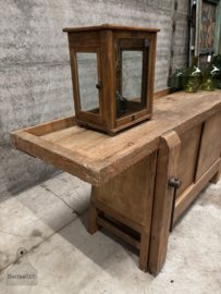Oude werkbank met schuifdeuren 147807 lengte 228 cm
