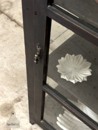 Elegante houten vitrinekast uit de jaren 20–30 147670