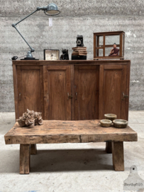 Oude robuuste salontafel 147520 lengte 114 cm
