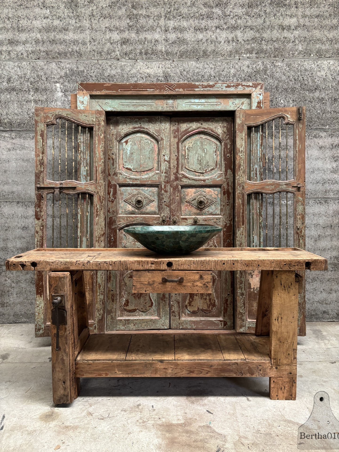 Oude eikenhouten werkbank  perfect voor elk interieur 147524