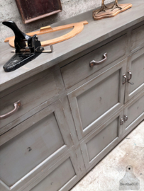Authentieke oude schoolkast met prachtige patina 148065 207 cm