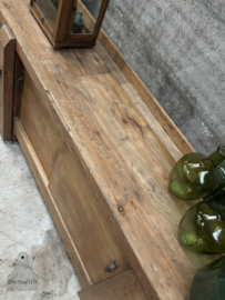 Oude werkbank met schuifdeuren 147807 lengte 228 cm