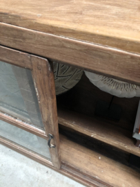 Oud dressoir (145489) verkocht