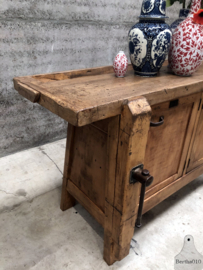Stoere vintage werkbank met opbergruimte (146447) verkocht