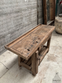 Kleine antieke werkbank 147952 lengte 141 cm