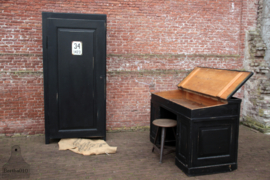 Industrieel bureau begin jaren 1900 (137002) verkocht