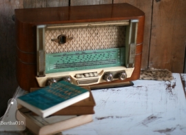 Oude buizenradio (130056) verkocht