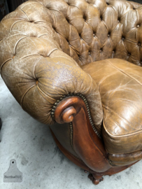 Geleefde Chesterfield fauteuil (145382) verkocht