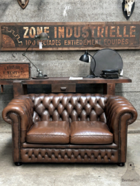 Oude in perfect zijnde zijn 2 zits Chesterfield (147133) verkocht
