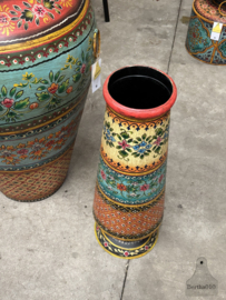 Unieke Indiase ijzeren vaas met handbeschilderd bloemmotief 147905