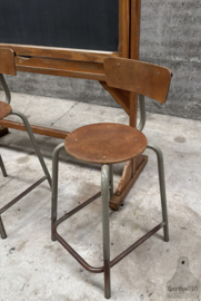 Set van 3 authentieke laboratoriumkrukken jaren 40 50 147791 verkocht