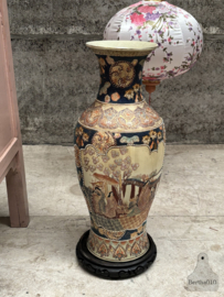 Monumentale Antieke Japanse Satsuma vloervaas, hoogte 61 cm 147977