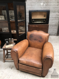 Moustache 1930s club chair (145384) verkocht