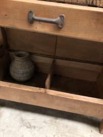 Authentieke werkbank met veel opbergruimte (146214) verkocht