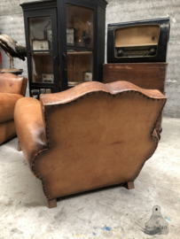 Moustache 1930s club chair (145384) verkocht