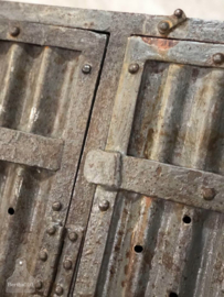 Unieke locker 3-deurs (143359) verkocht