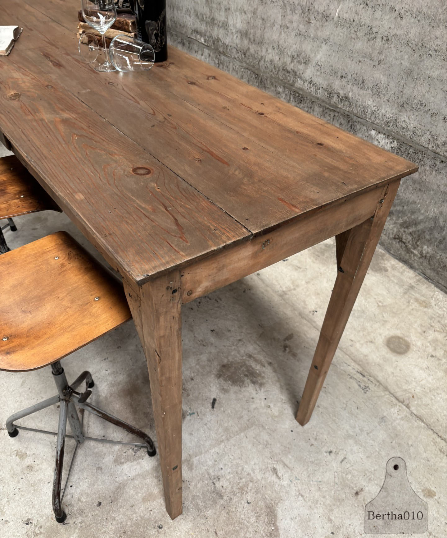 Hoge antieke boeren tafel 147611