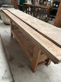 Lange oude eiken werkbank uit Frans atelier 147957 lengte 240 cm