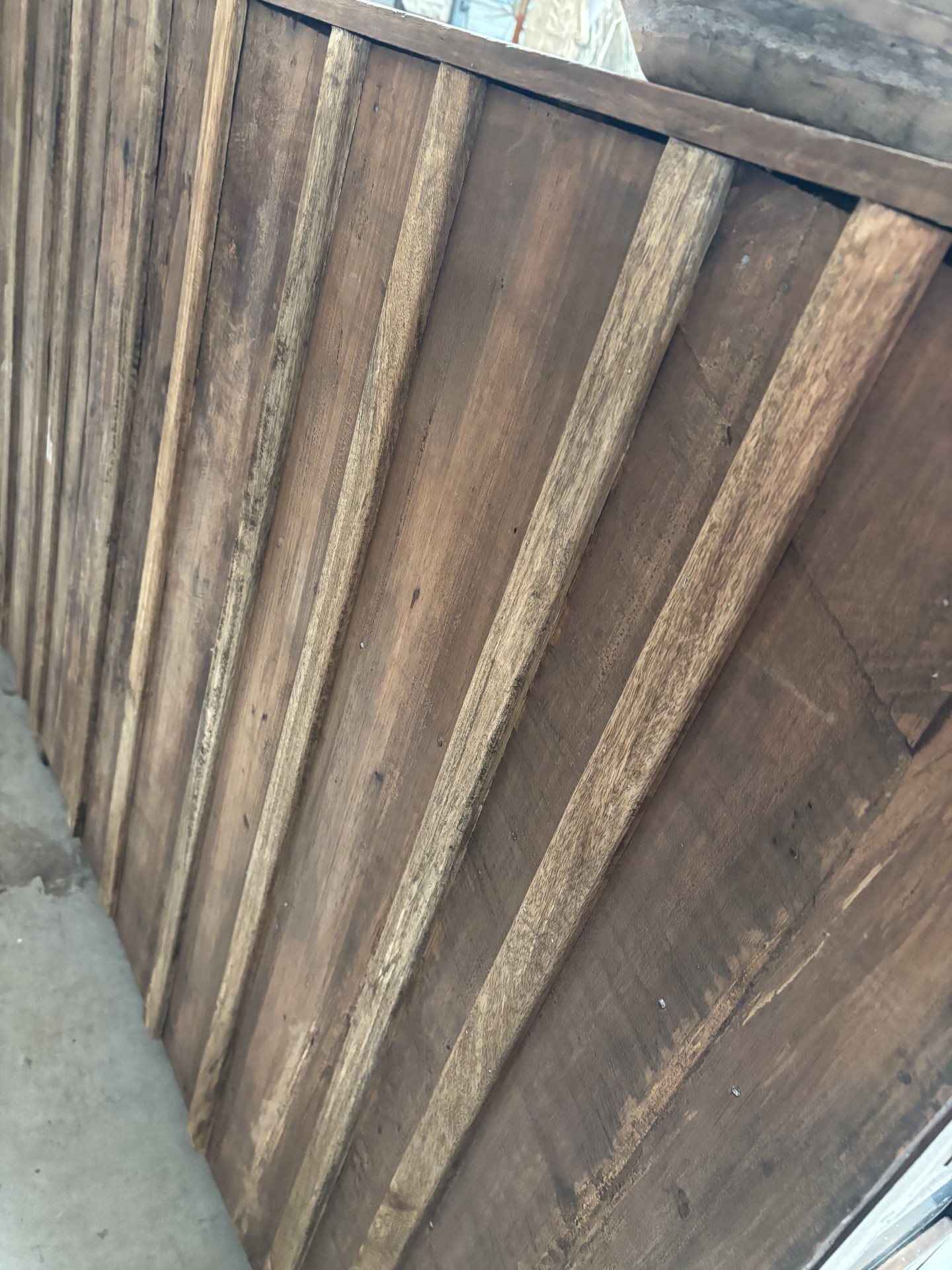Prachtig oud dressoir  lengte 233 cm