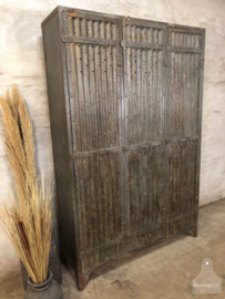 Unieke locker 3-deurs (143359) verkocht