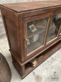 Antieke originele laboratorium school vitrinekast 148122