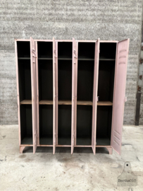 Industriële roze locker 5 deurs 147731