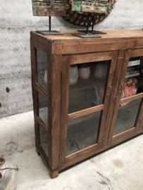 Hoog Engels dressoir (145542) verkocht