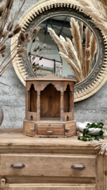 Oude houten altaar tempel 147286 verkocht
