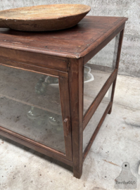 Prachtige houten antieke toonbank met glas keukeneiland 147686