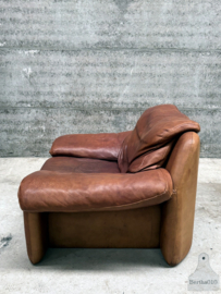 Oude lederen fauteuil  (146835)