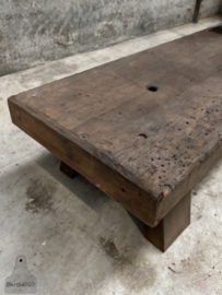 Tijdloze salontafel van massief eiken authentiek werkblad 147817 140 cm