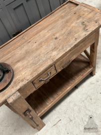 Korte werkbank met verborgen lade (147077) lengte 138 cm verkocht